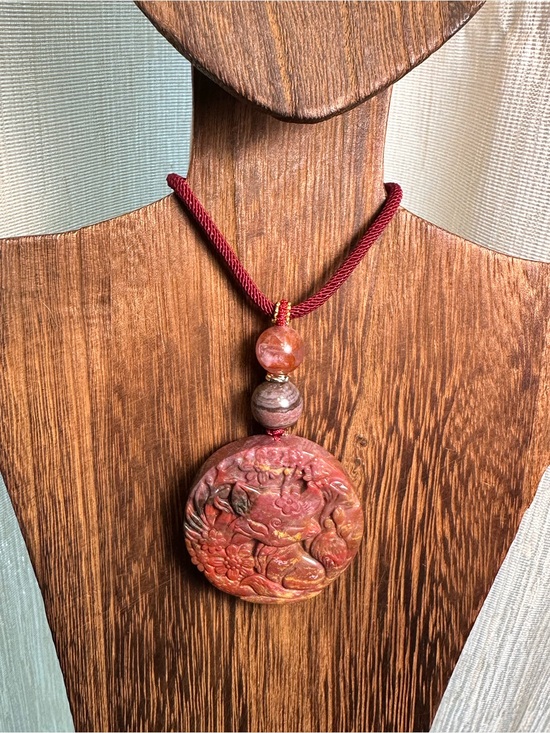 Jewelry - Maroon Ocean Jasper Fox Pendant Necklace with Amethyst on Adjustable Rope